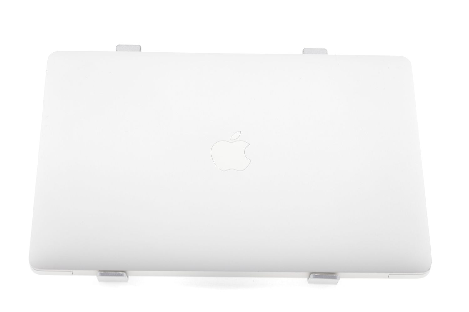 Apple MacBook Air 13″ 2020, M1 8 Cores, 8 GB, 7 core GPU 256 GB Silver - Excelent