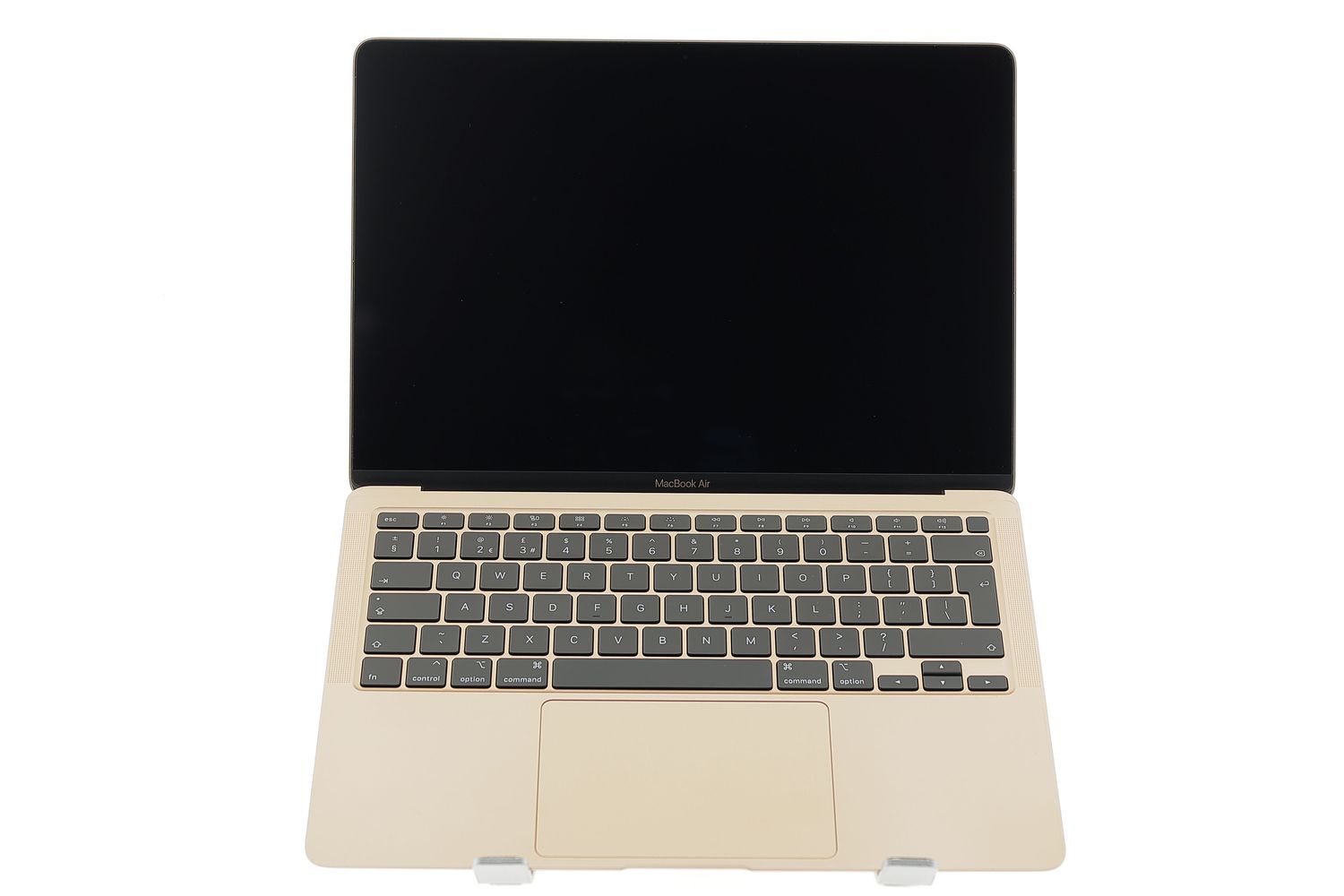 Apple MacBook Air 13″ 2020, i3 1.1 GHz, 8 GB, Intel Iris Plus 256 GB Gold - Отлично