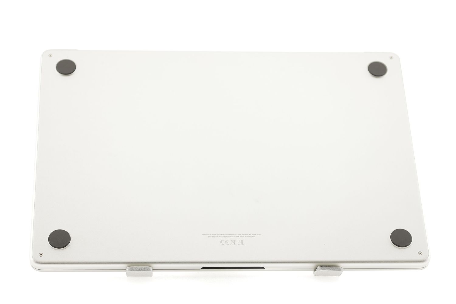 Apple MacBook Air 15″ 2023, M2 8 Cores, 8 GB, 10 core GPU 256 GB Silver - Ca nou