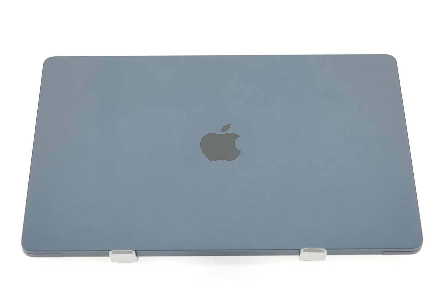 Apple MacBook Air 15″ 2024, M3 8 Cores, 8 GB, 10 core GPU 512 GB Midnight - Εξαιρετικό