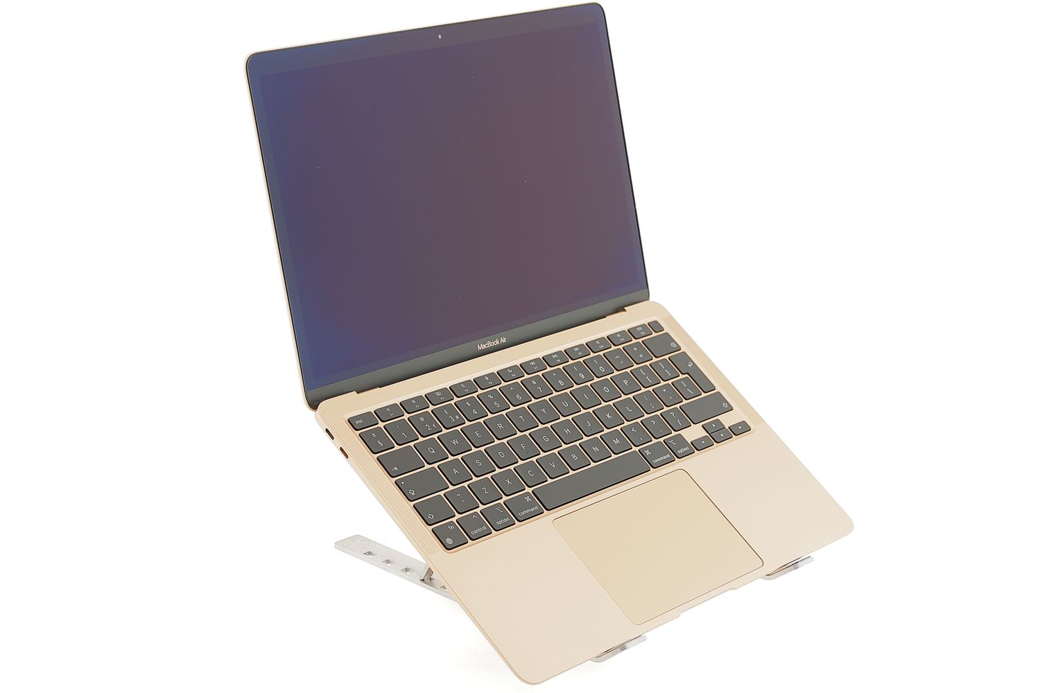 Apple MacBook Air 13″ 2020, M1 8 Cores, 8 GB, 7 core GPU 256 GB Gold - Jó