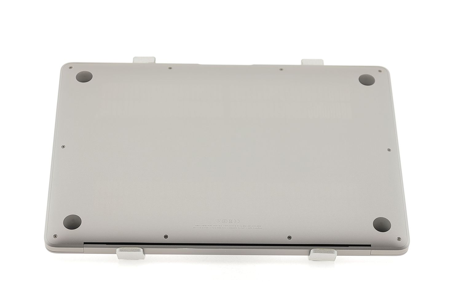 Apple MacBook Air 13″ 2020, M1 8 Cores, 8 GB, 7 core GPU 256 GB Space Gray - Като нов