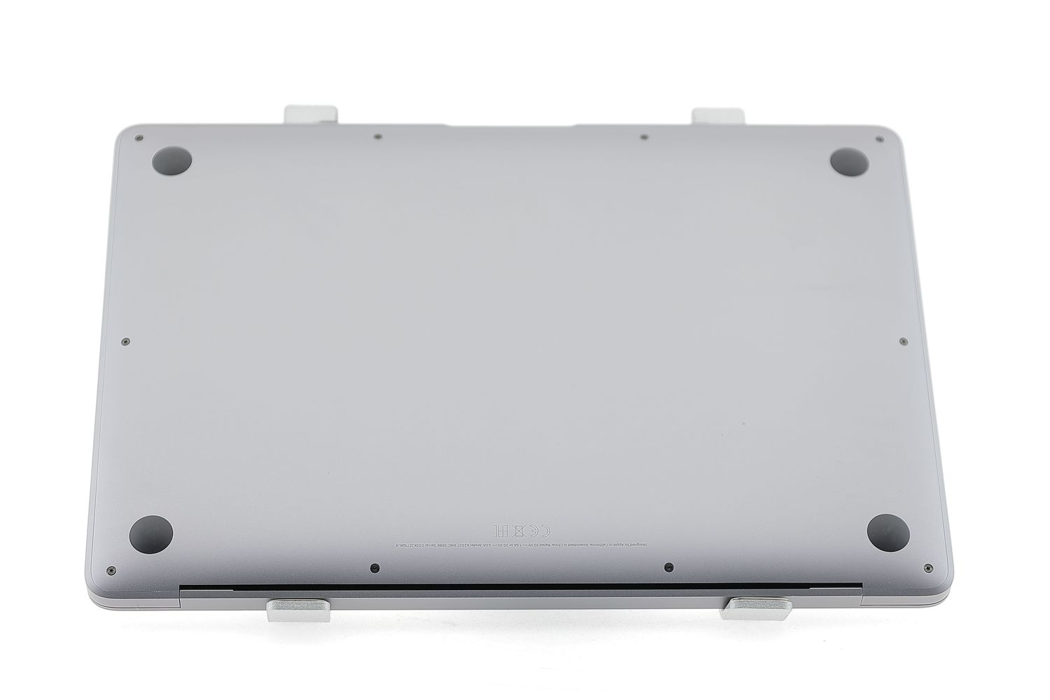 Apple MacBook Air 13″ 2020, M1 8 Cores, 8 GB, 7 core GPU, Space