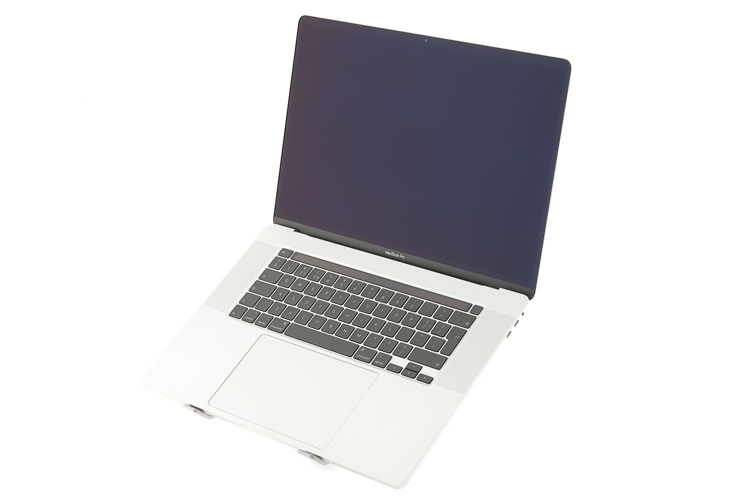 Apple MacBook Pro 16″ Touch Bar 2019, i9 2.3 GHz, 32 GB, AMD Radeon Pro 5500M 1 TB Silver - Ca nou