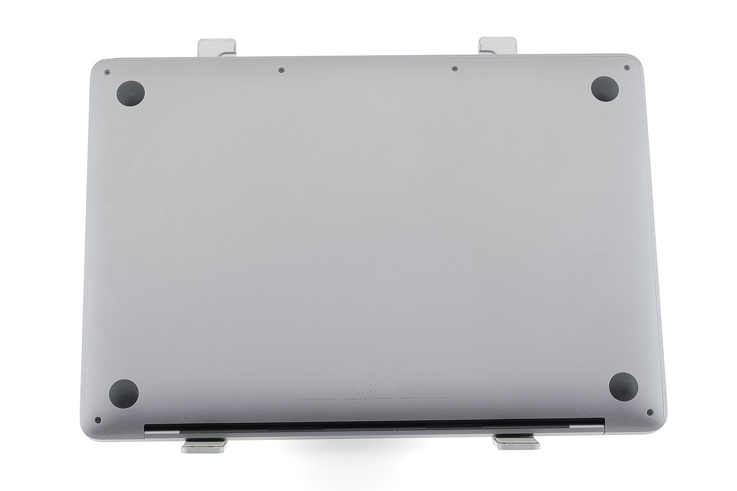 Apple MacBook Pro 13″ 2020, M1 8 Cores, 8 GB, 8 core GPU, Space