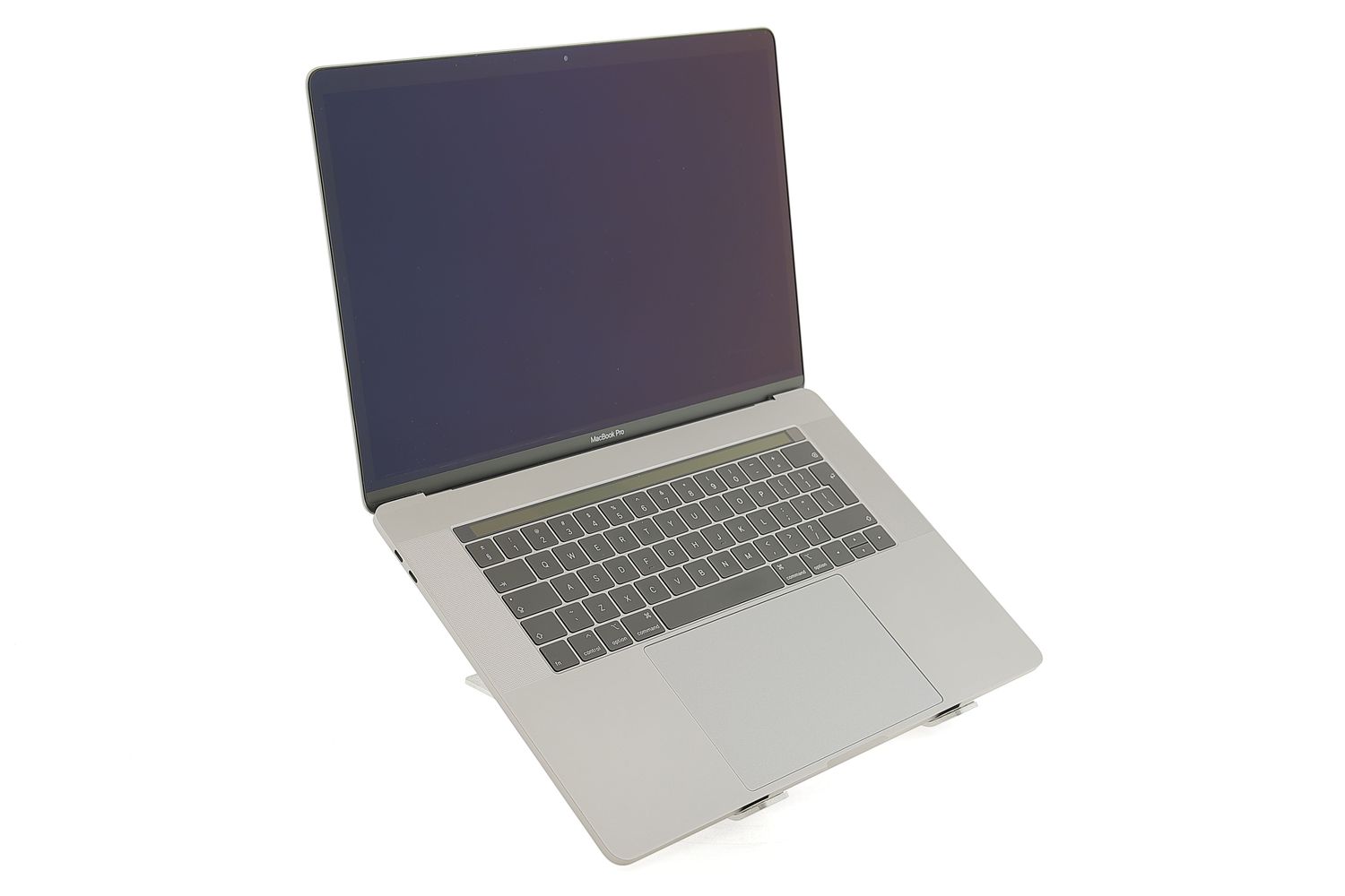 Apple MacBook Pro 15″ Touch Bar 2019, i9 2.3 GHz, 16 GB, AMD Radeon Pro 560X 512 GB Space Gray - Foarte bun