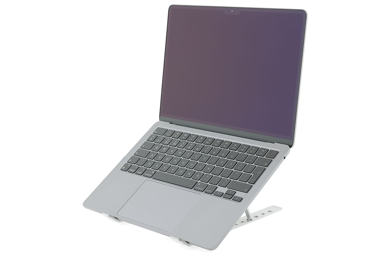 Apple MacBook Air 13″ 2022, M2 8 Cores, 8 GB, 8 core GPU 256 GB Space Gray - Като нов