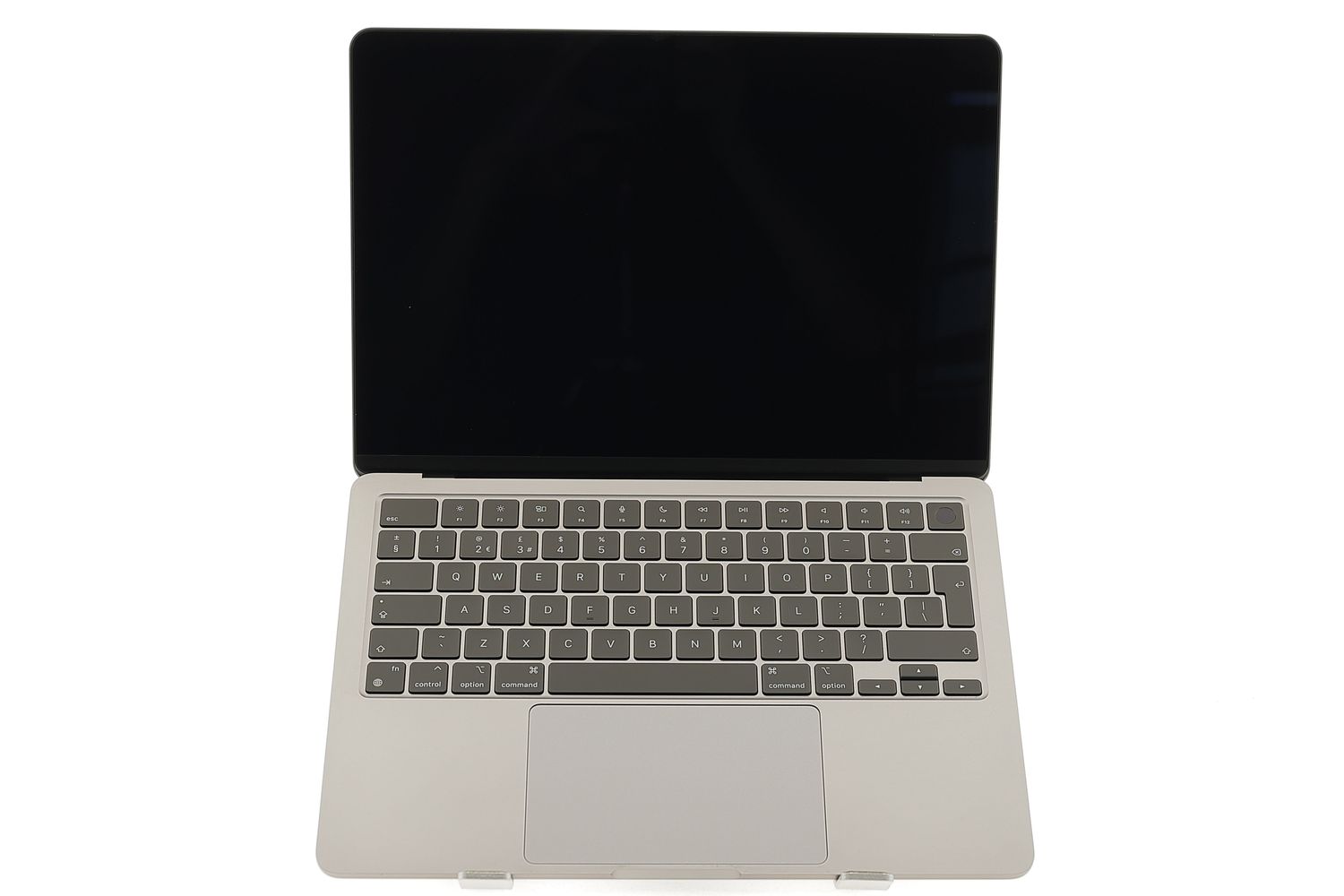 Apple MacBook Air 13″ 2022, M2 8 Cores, 8 GB, 10 core GPU 1 TB Space Gray - Като нов