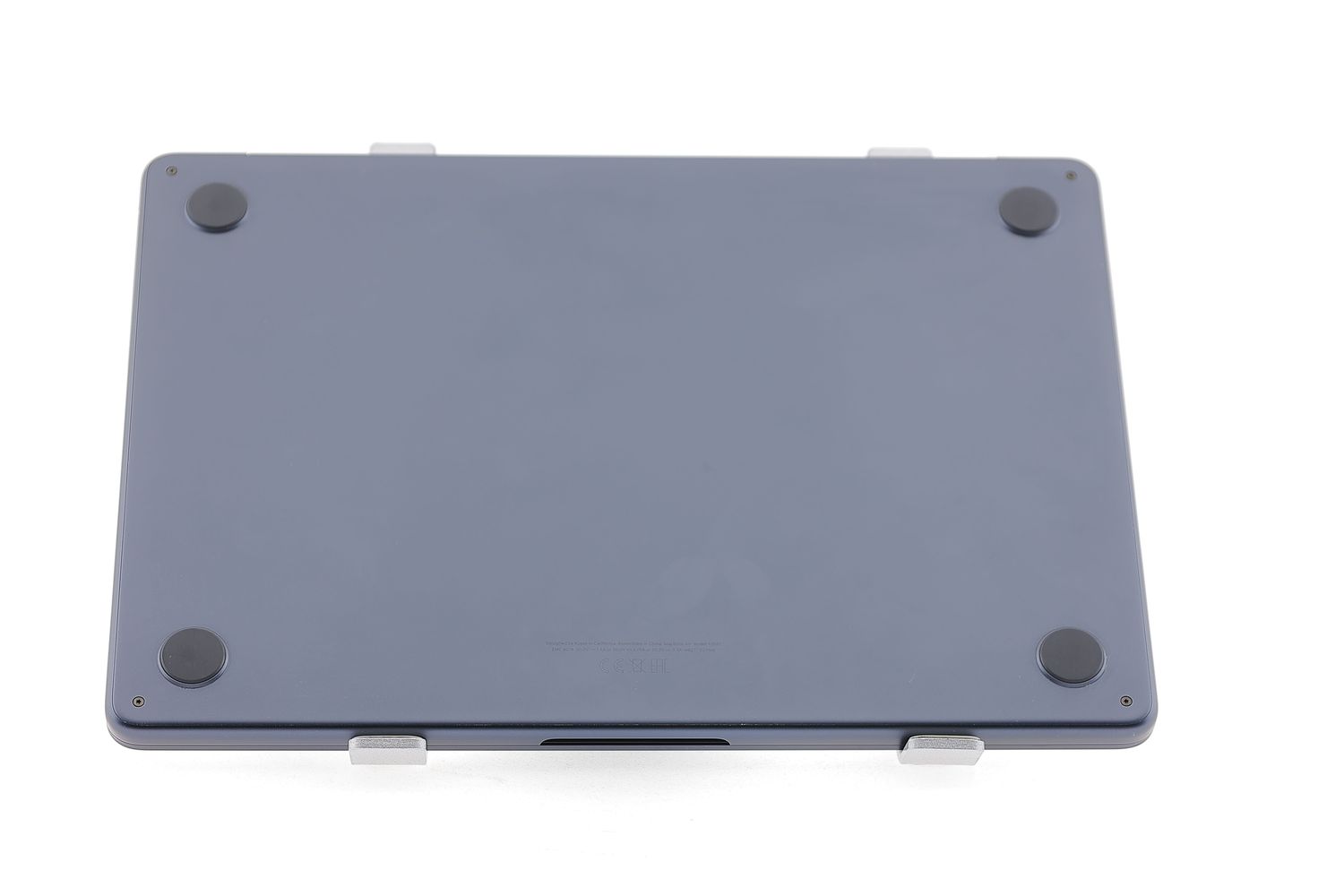 Apple MacBook Air 13″ 2022, M2 8 Cores, 8 GB, 10 core GPU 512 GB Midnight