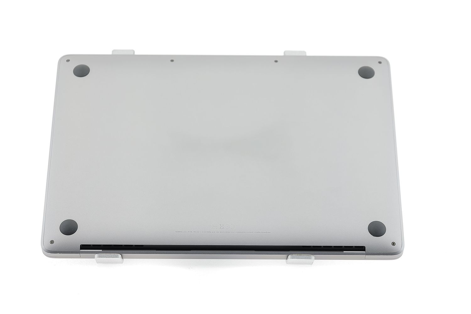 Apple MacBook Pro 13″ 2020, M1 8 Cores, 16 GB, 8 core GPU 1 TB Space Gray - Ca nou