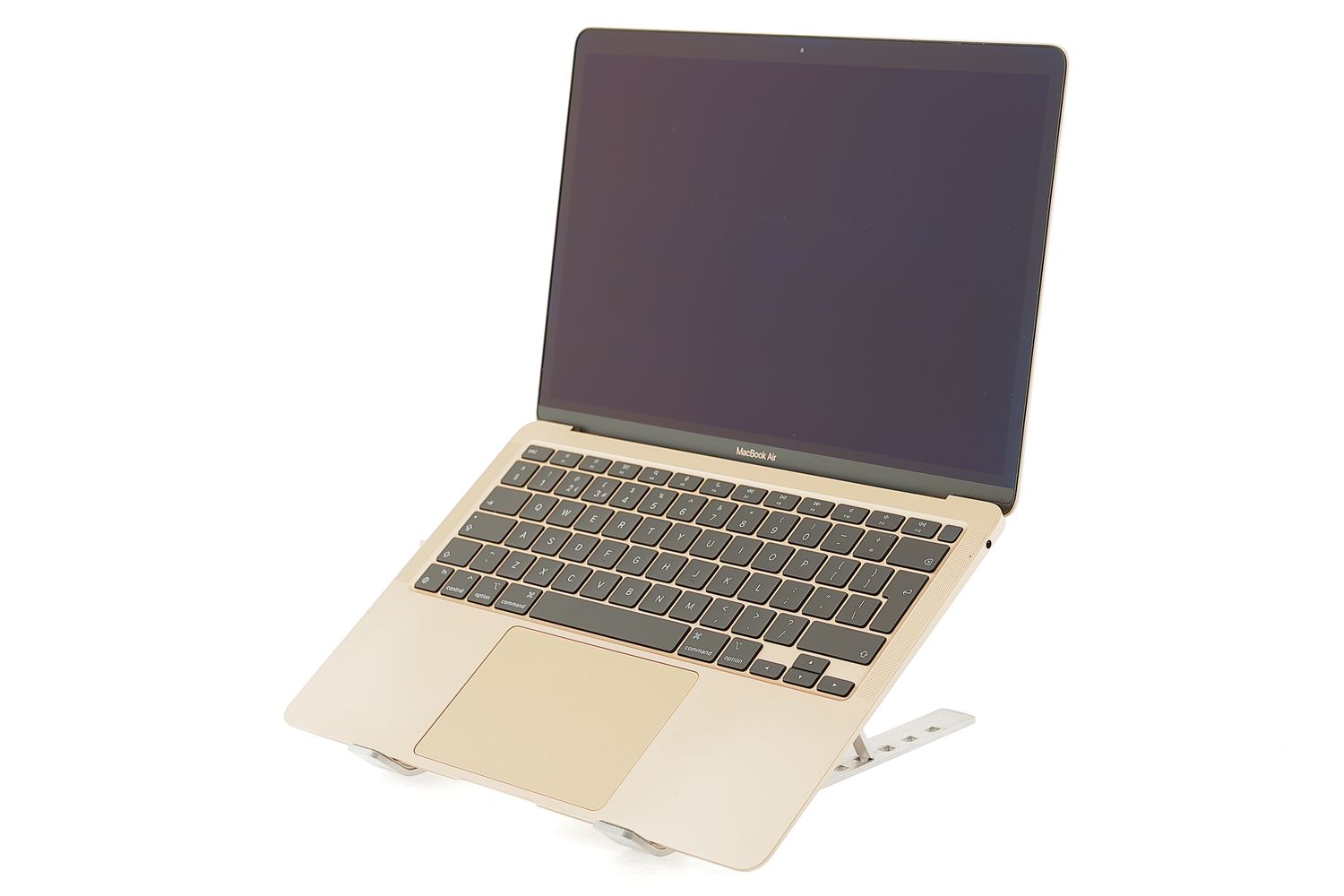 Apple MacBook Air 13″ 2020, i5 1.1 GHz, 8 GB, Intel Iris Plus 256 GB Gold - Excelent