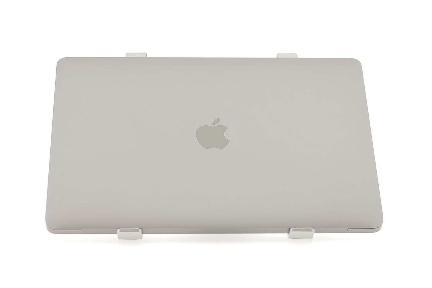 Apple MacBook Air 13″ 2019, i5 1.6 GHz, 8 GB, Intel UHD Graphics 617 128 GB Space Gray - Отлично