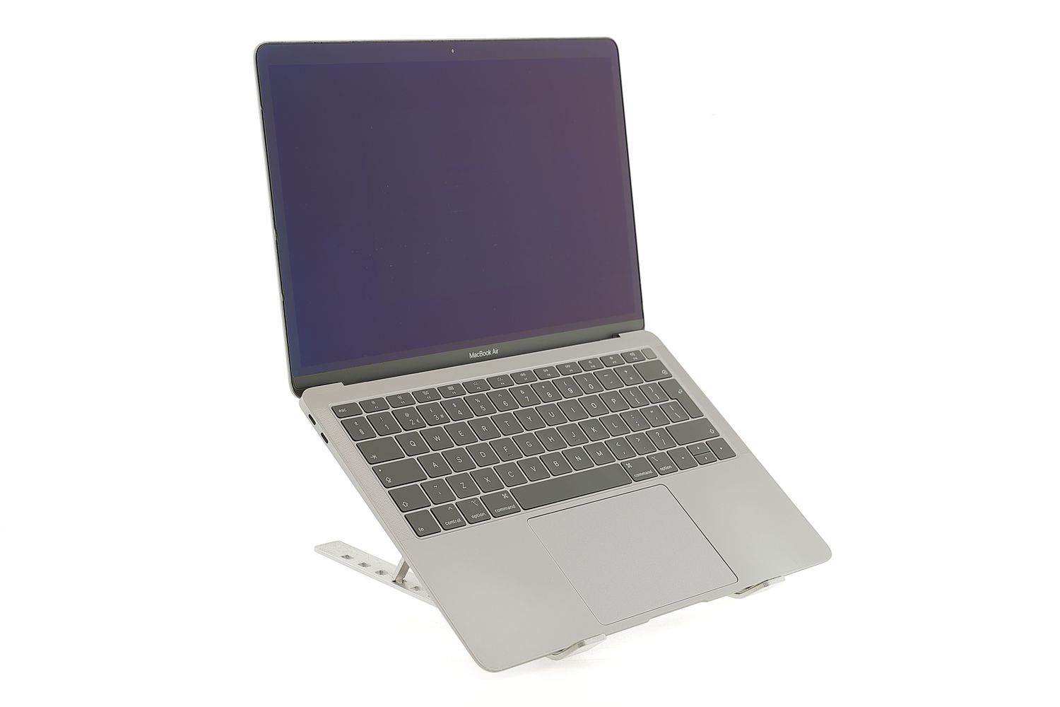 Apple MacBook Air 13″ 2018, i5 1.6 GHz, 8 GB, Intel UHD Graphics 617 128 GB Space Gray - Nagyon jó