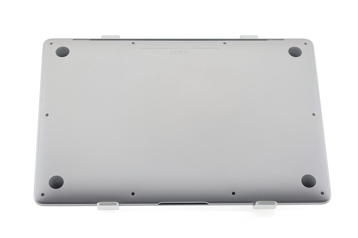 Apple MacBook Air 13″ 2020, M1 8 Cores, 8 GB, 7 core GPU 256 GB Space Gray