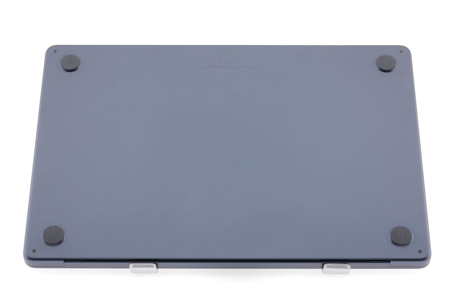 Apple MacBook Air 15″ 2024, M3 8 Cores, 8 GB, 10 core GPU 512 GB Midnight - Kiváló