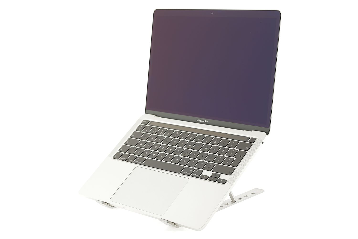 Apple MacBook Pro 13″ 2022, M2 8 Cores, 8 GB, 10 core GPU 512 GB Silver - Ca nou