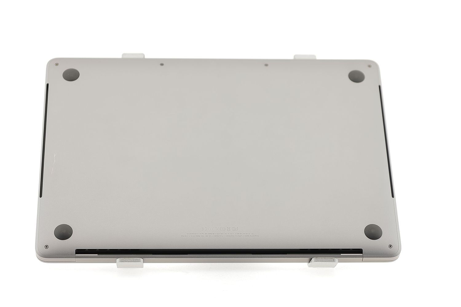 Apple MacBook Pro 13″ Touch Bar 2017, i5 3.1 GHz, 8 GB, Intel Iris Plus Graphics 650 256 GB Space Gray