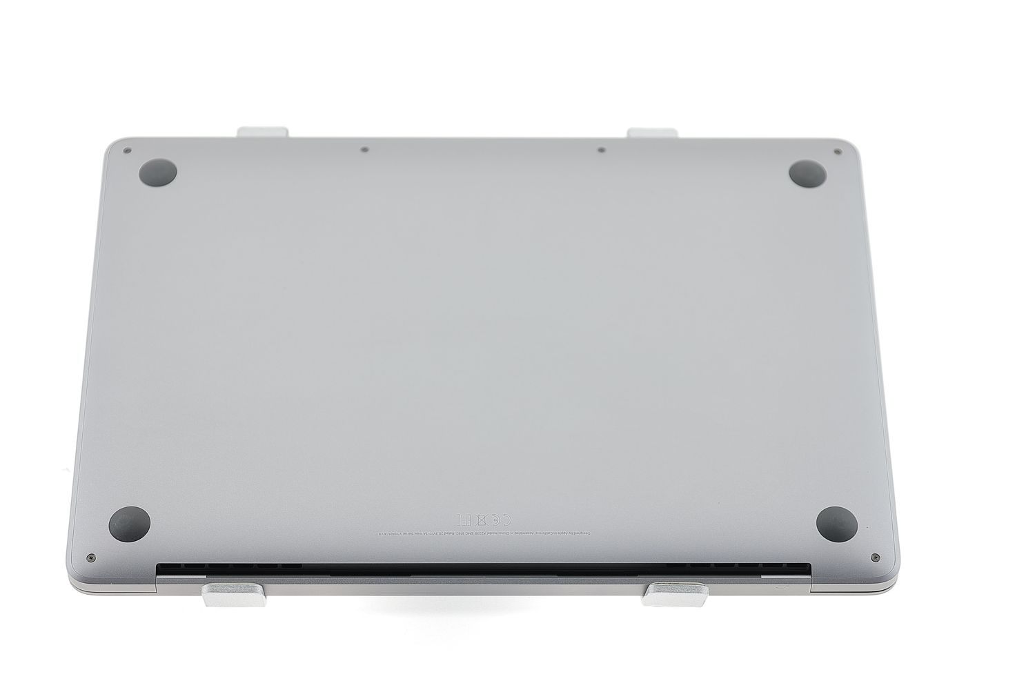 Apple MacBook Pro 13″ 2022, M2 8 Cores, 8 GB, 10 core GPU 512 GB Space Gray - Excelent