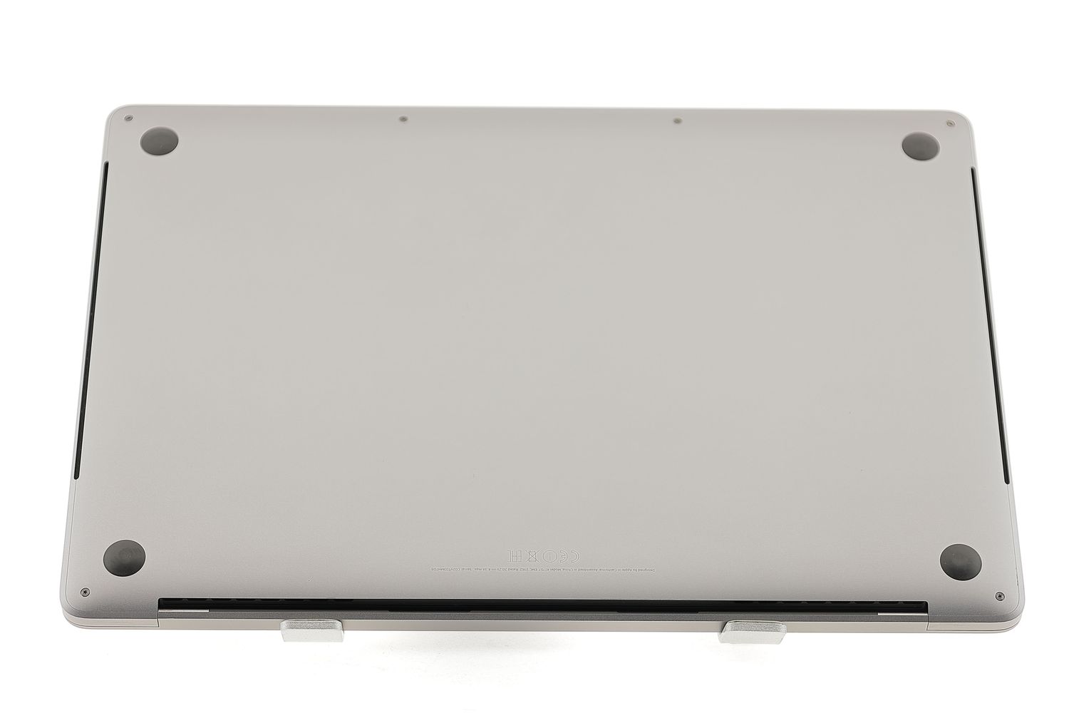 Apple MacBook Pro 15″ Touch Bar 2017, i7 2.8 GHz, 16 GB, AMD Radeon Pro 555 256 GB Space Gray