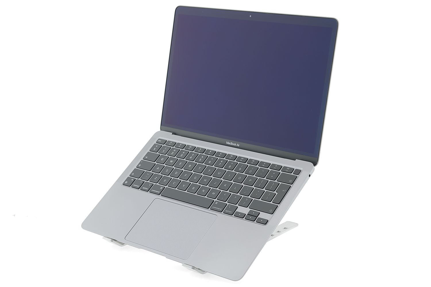 Apple MacBook Air 13″ 2020, M1 8 Cores, 8 GB, 7 core GPU 256 GB Space Gray - Като нов