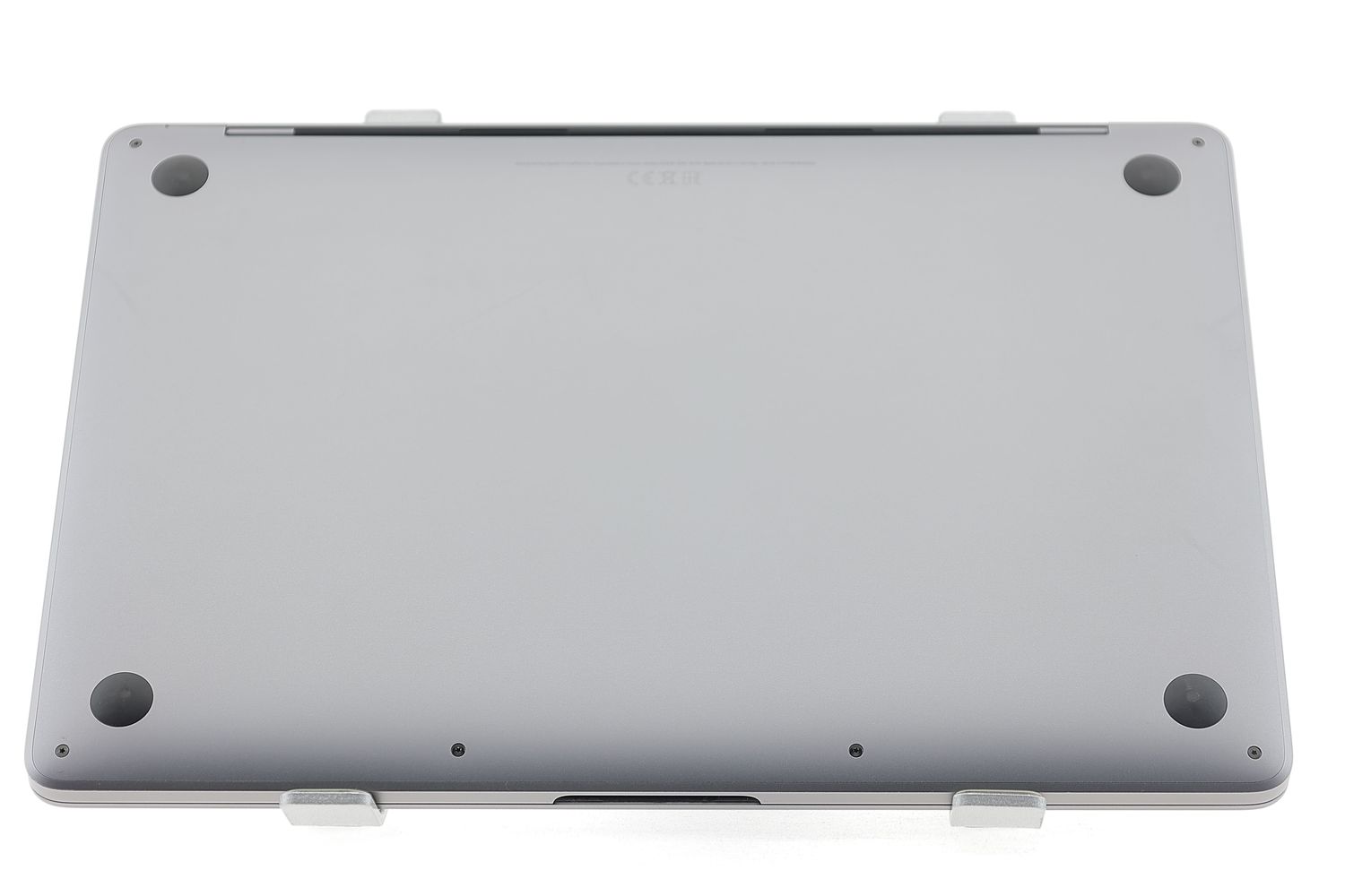 Apple MacBook Pro 13″ 2020, M1 8 Cores, 8 GB, 8 core GPU 256 GB Space Gray - Excelent