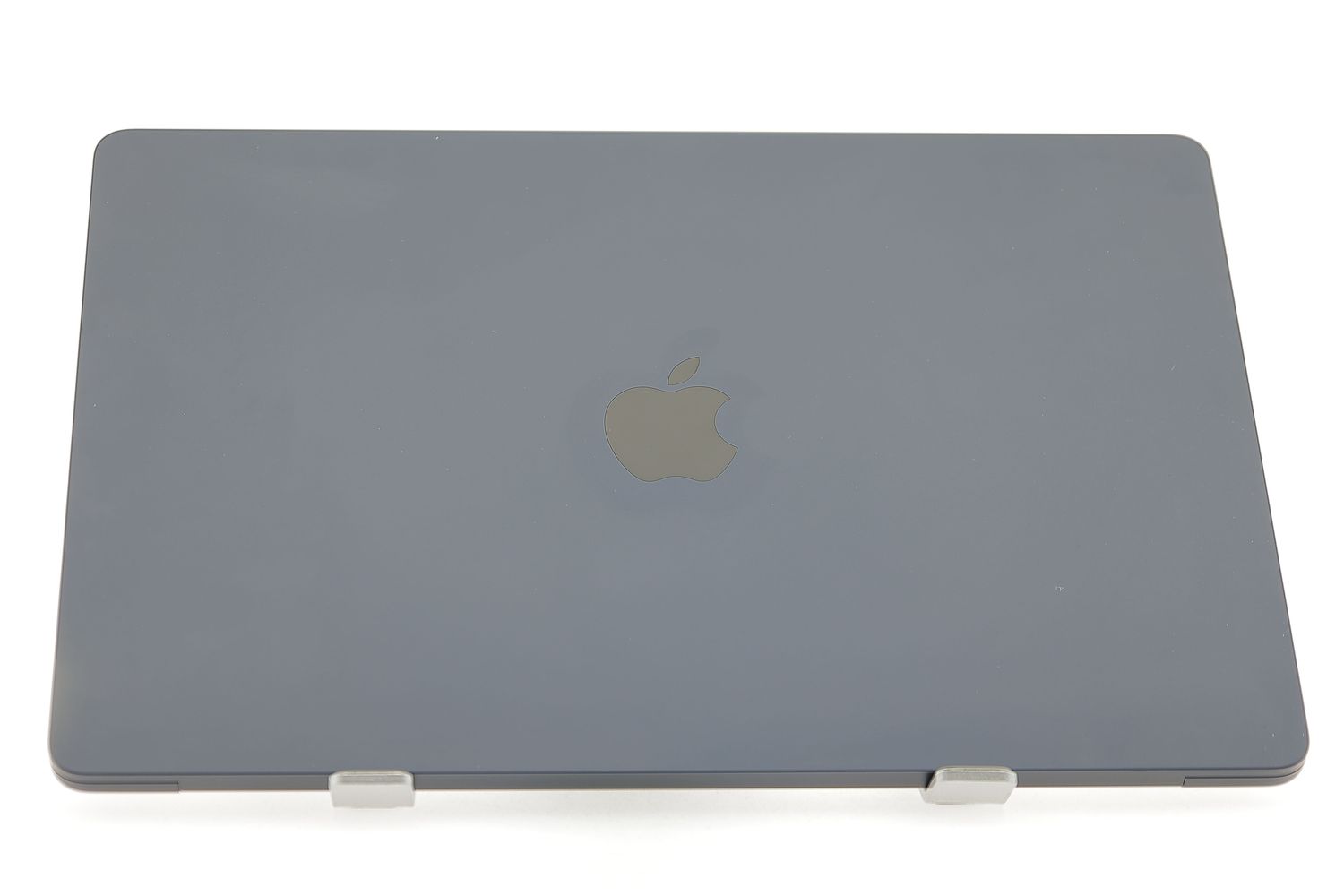 Apple MacBook Air 15″ 2023, M2 8 Cores, 8 GB, 10 core GPU 256 GB Midnight - Újszerű