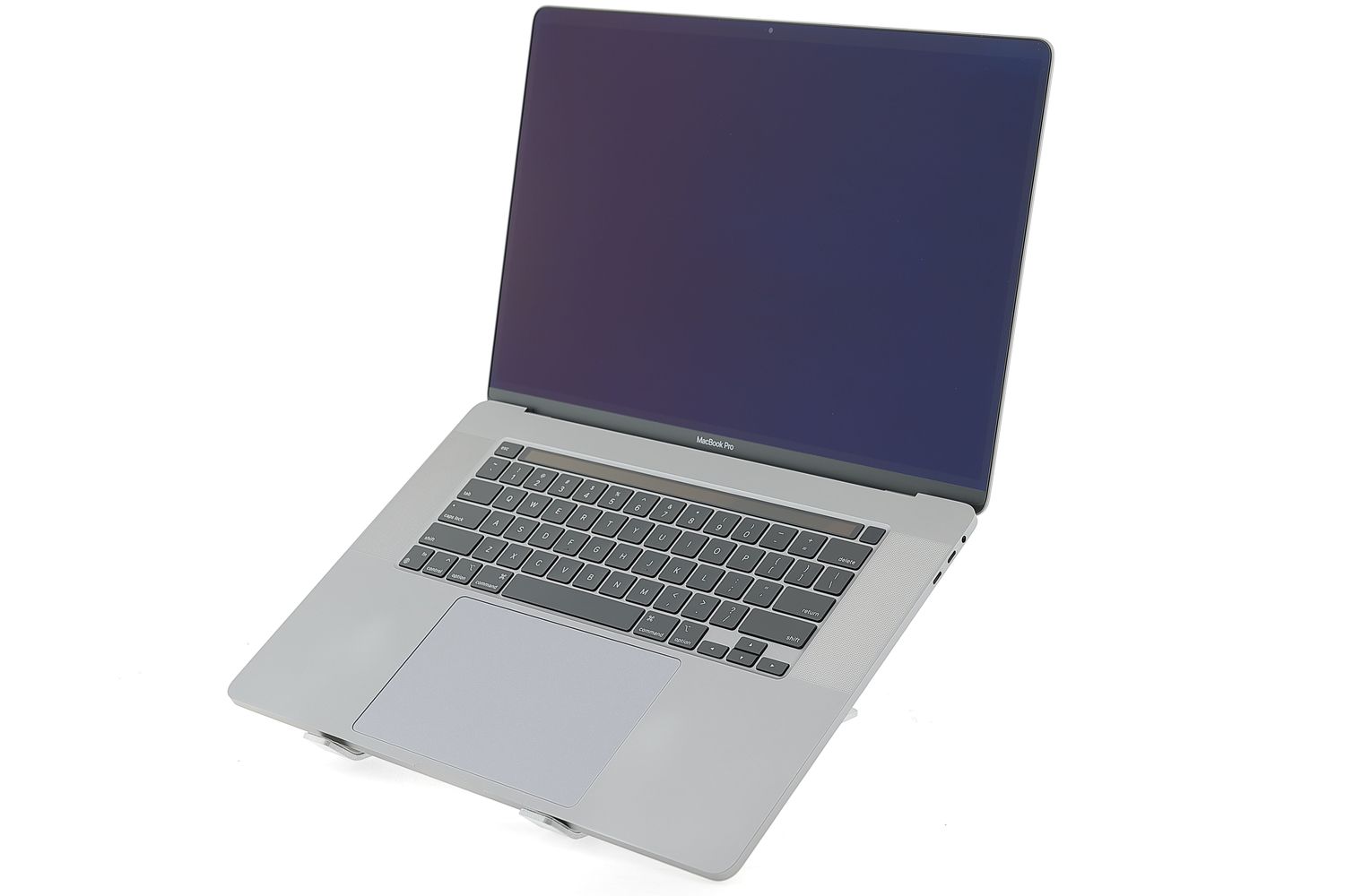 Apple MacBook Pro 16″ Touch Bar 2019, i7 2.6 GHz, 16 GB, AMD Radeon Pro 5300M 512 GB Space Gray - Nagyon jó