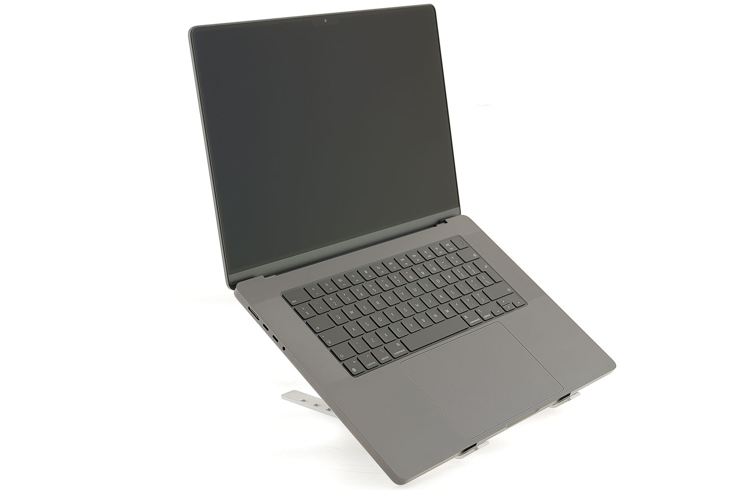 Apple MacBook Pro 16″ 2024, M4 Pro 14 Cores, 24 GB, 20 core GPU 512 GB Space Black - Újszerű