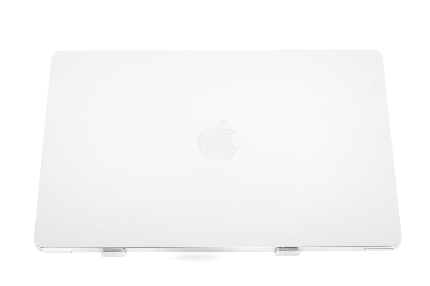 Apple MacBook Air 15″ 2024, M3 8 Cores, 8 GB, 10 core GPU 256 GB Silver - Excelent