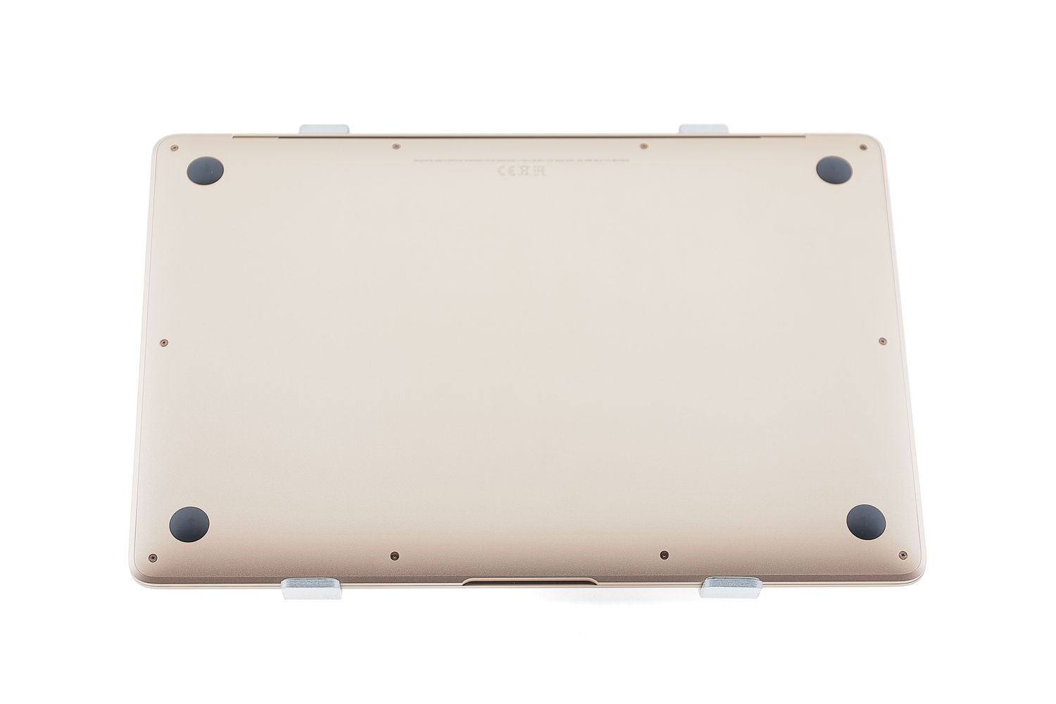 Apple MacBook Air 13″ 2020, M1 8 Cores, 8 GB, 7 core GPU 256 GB Gold