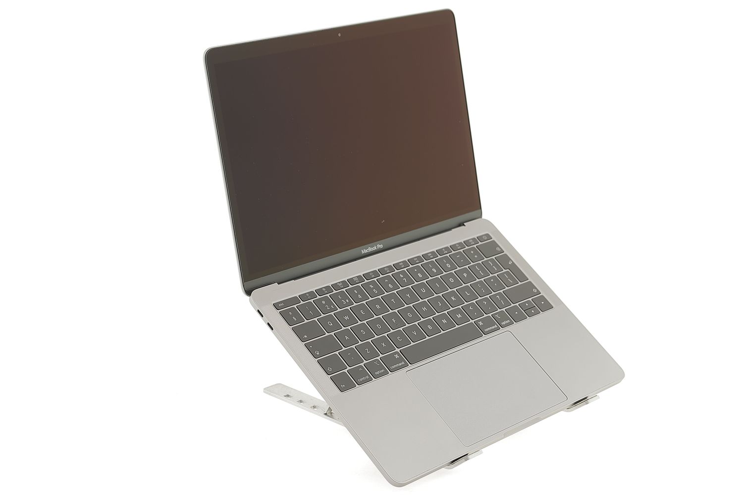 Apple MacBook Pro 13″ 2017, i5 2.3 GHz, 8 GB, Intel Iris Plus Graphics 640 128 GB Space Gray - Ca nou