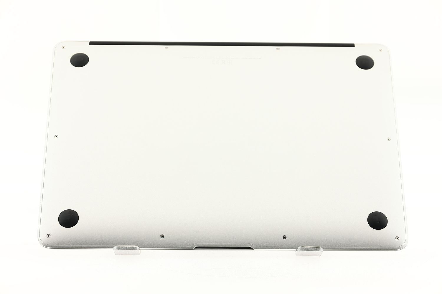 Apple MacBook Air 13″ 2017, i5 1.8 GHz, 8 GB, HD Graphics 6000 128 GB Silver - Отлично