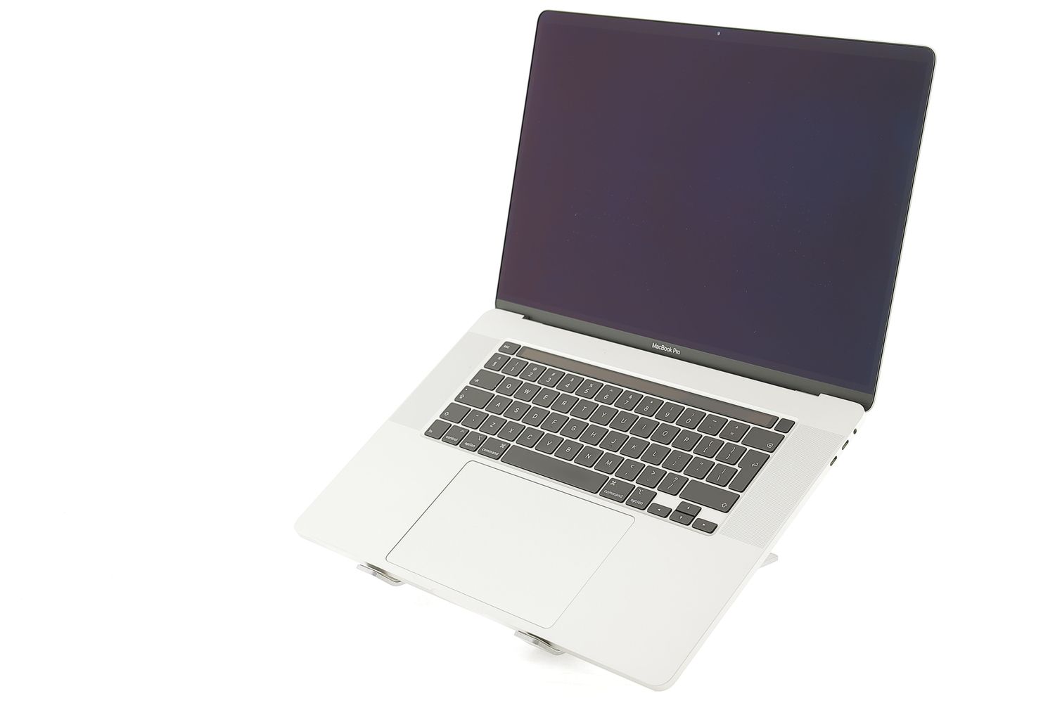 Apple MacBook Pro 16″ Touch Bar 2019, i7 2.6 GHz, 16 GB, AMD Radeon Pro 5300M 512 GB Silver - Много добро