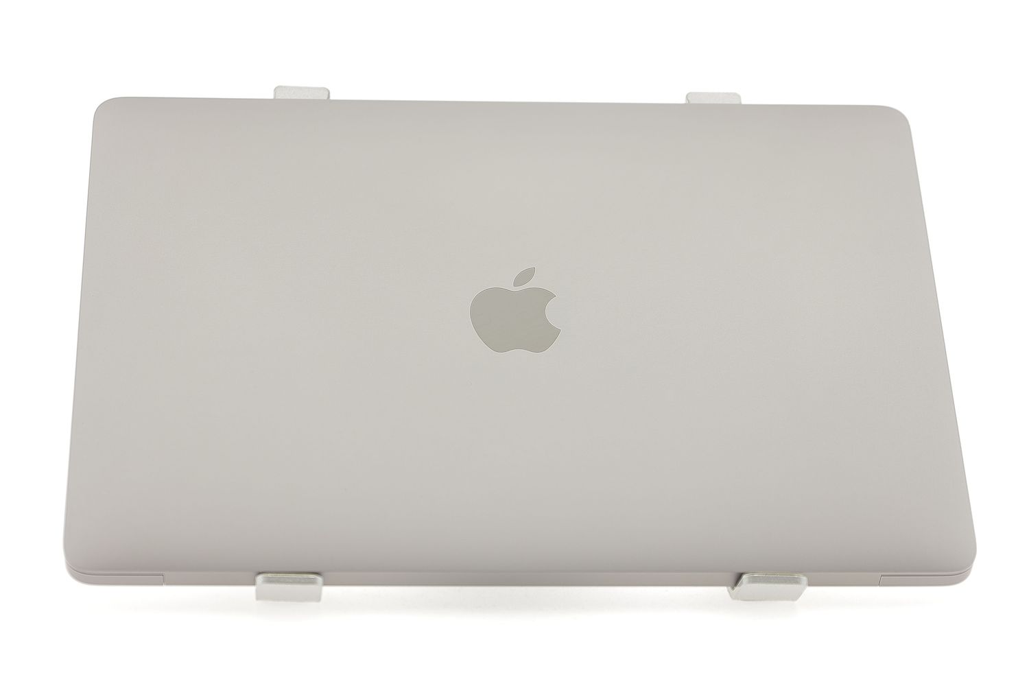 Apple MacBook Air 13″ 2020, M1 8 Cores, 8 GB, 8 core GPU, Space