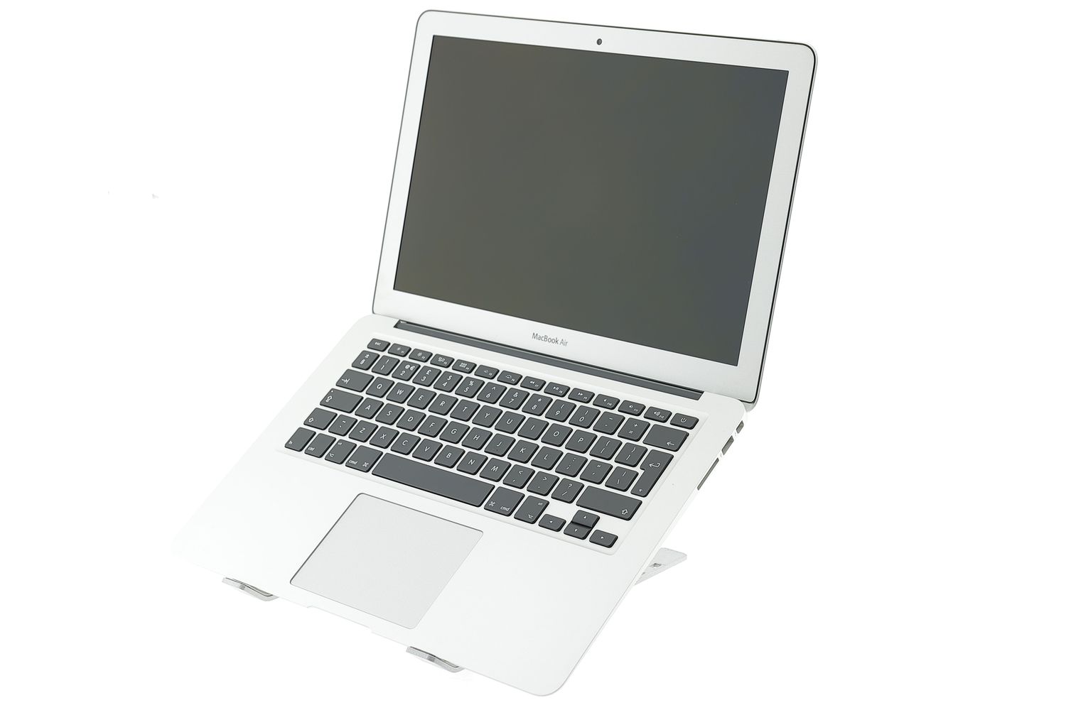 Apple MacBook Air 13″ 2017, i5 1.8 GHz, 8 GB, HD Graphics 6000 256 GB Silver - Foarte bun