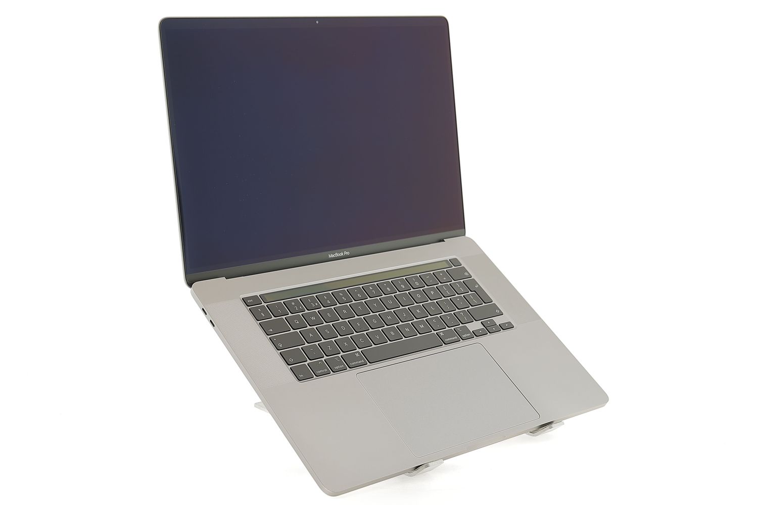 Apple MacBook Pro 16″ Touch Bar 2019, i9 2.4 GHz, 16 GB, AMD Radeon Pro 5300M 1 TB Space Gray - Foarte bun