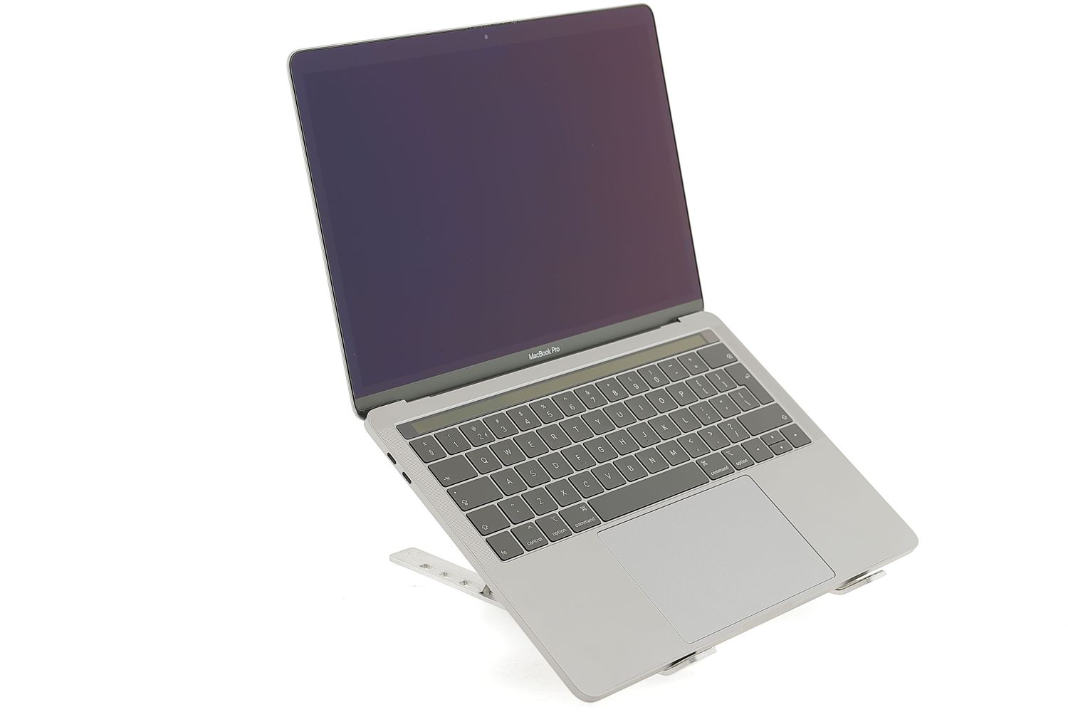 Apple MacBook Pro 13″ Touch Bar 2018, i5 2.3 GHz, 8 GB, Intel Iris Plus Graphics 655 256 GB Space Gray - Като нов