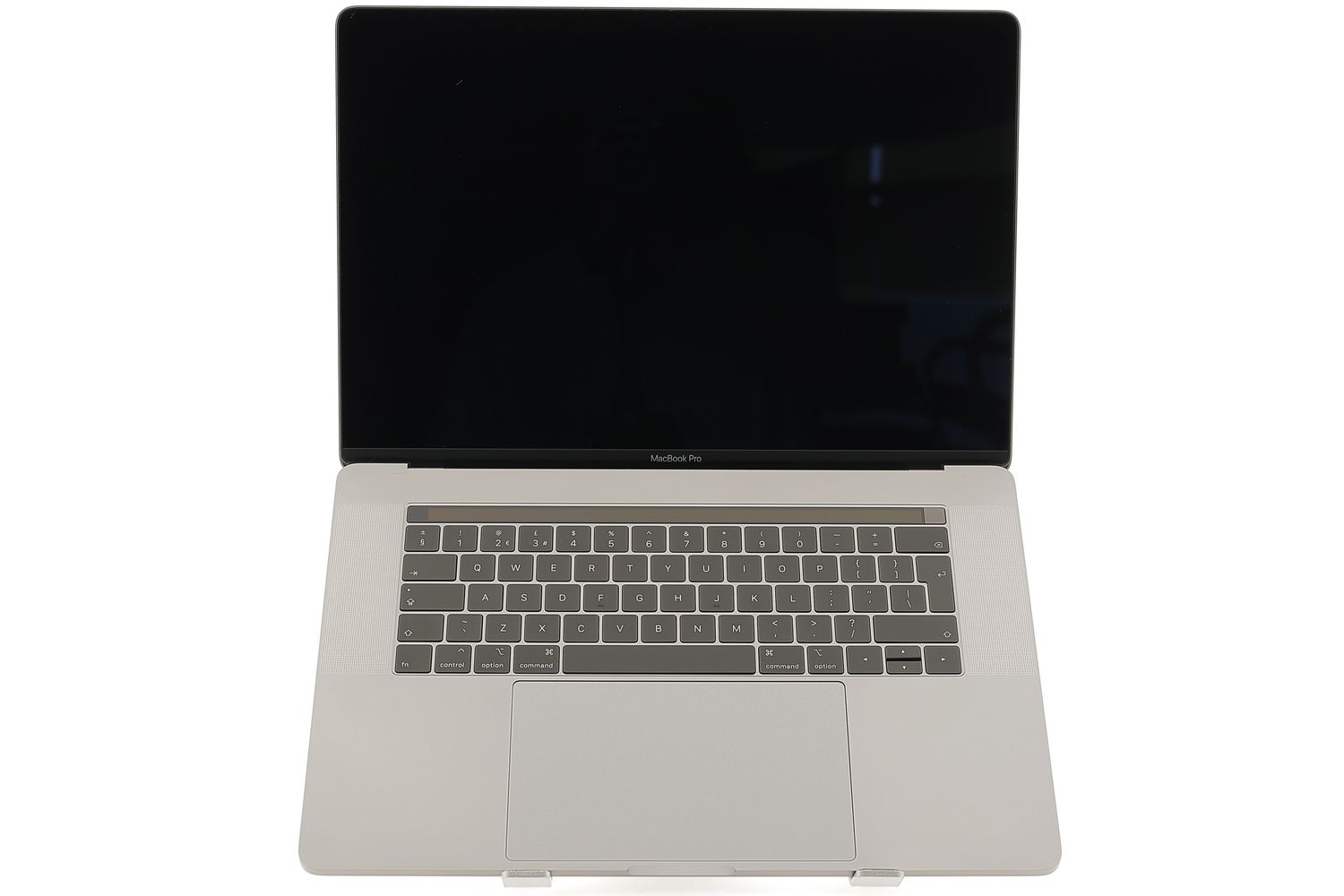 Apple MacBook Pro 15″ Touch Bar 2017, i7 2.9 GHz, 16 GB, AMD Apple MacBook Pro 15″ Touch Bar 2017, i7 2.9 GHz, 16 GB, AMD
