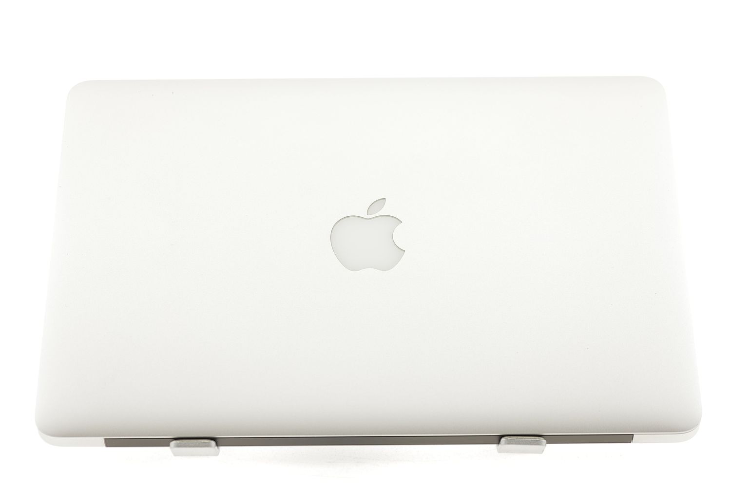 Apple MacBook Air 13″ 2017, i5 1.8 GHz, 8 GB, HD Graphics 6000 128 GB Silver - Като нов