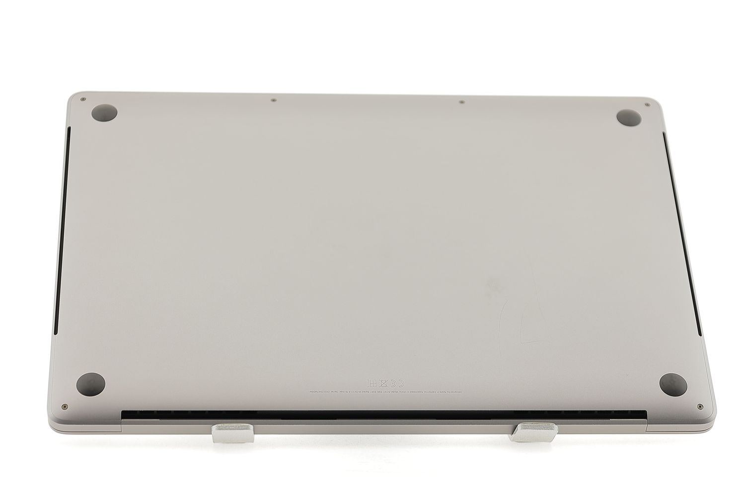 Apple MacBook Pro 16″ Touch Bar 2019, i7 2.6 GHz, 16 GB, AMD