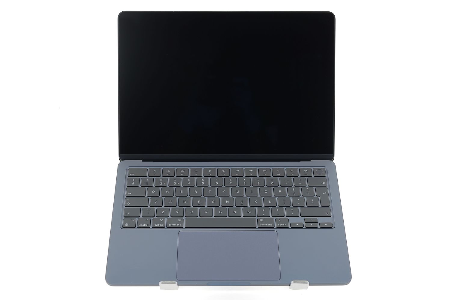 Apple MacBook Air 13″ 2022, M2 8 Cores, 8 GB, 10 core GPU 512 GB Midnight - Excelent