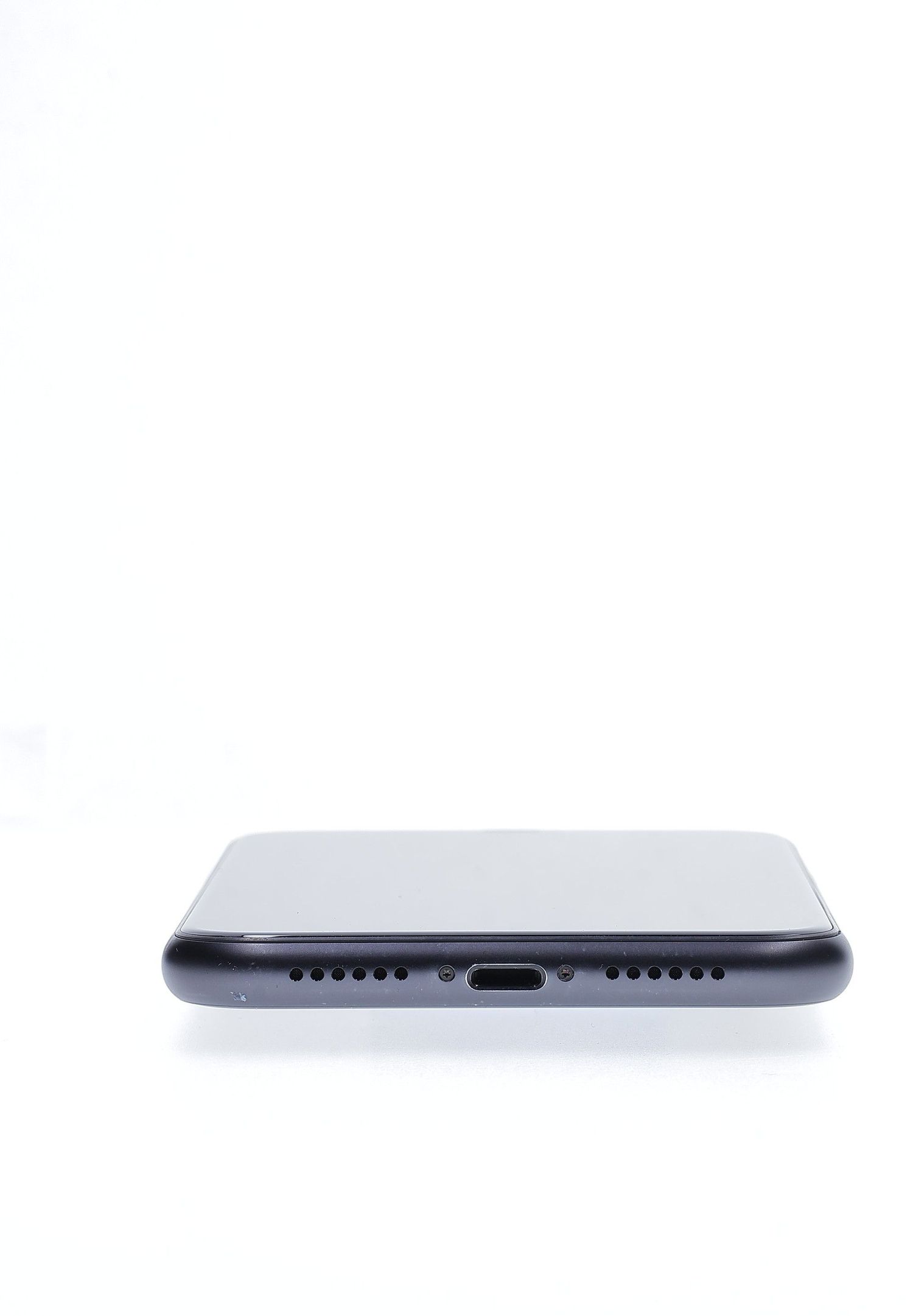 Apple iPhone 11 64 GB Black - Kiváló