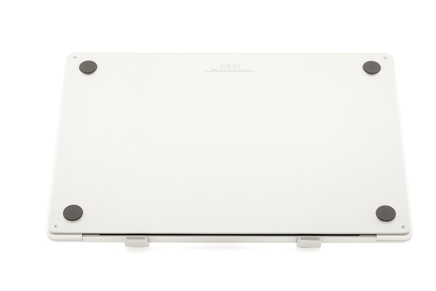 Apple MacBook Air 15″ 2023, M2 8 Cores, 8 GB, 10 core GPU 256 GB Silver - Много добро
