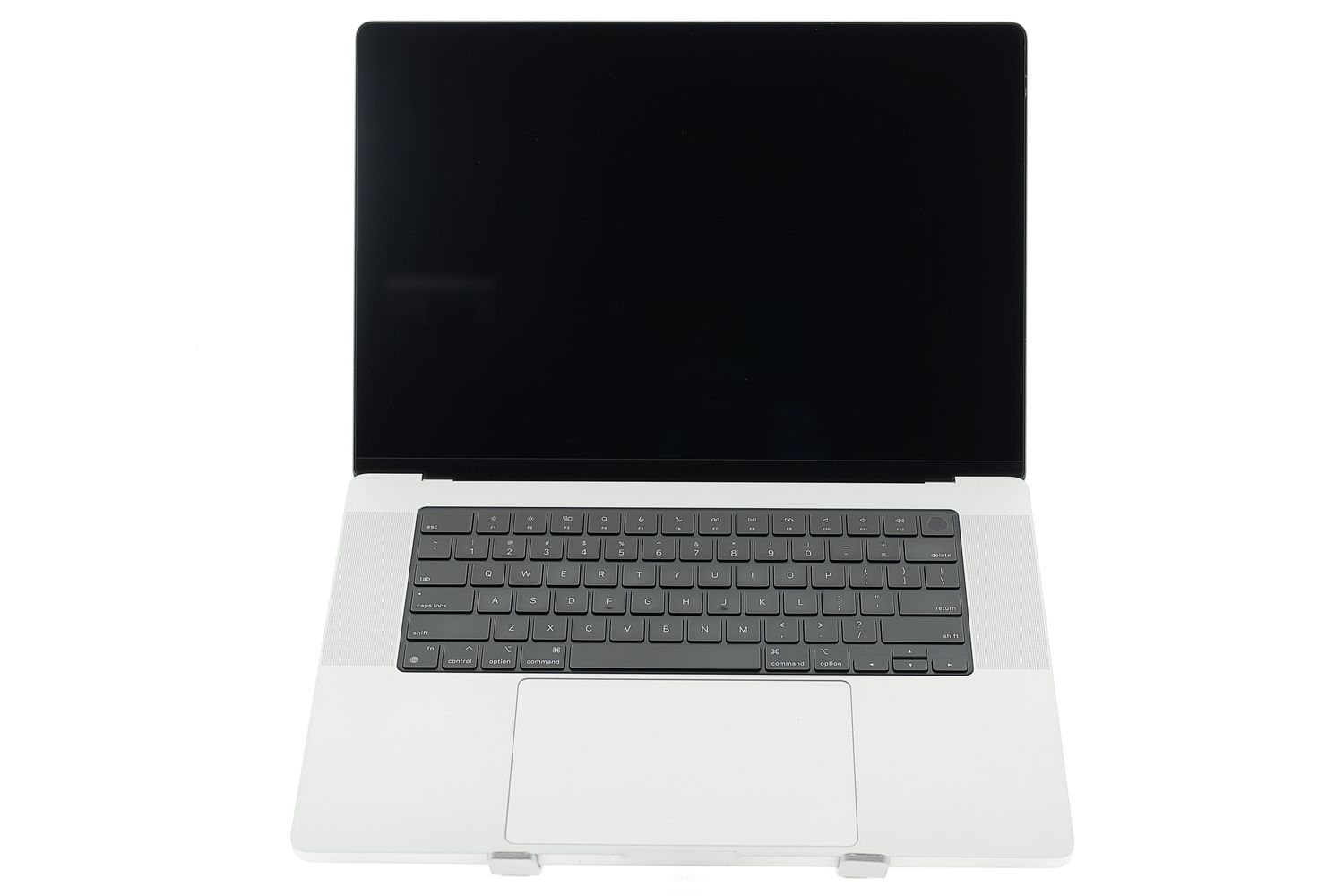 Apple MacBook Pro 16″ 2021, M1 Pro 10 Cores, 16 GB, 16 core GPU 512 GB Silver - Excelent