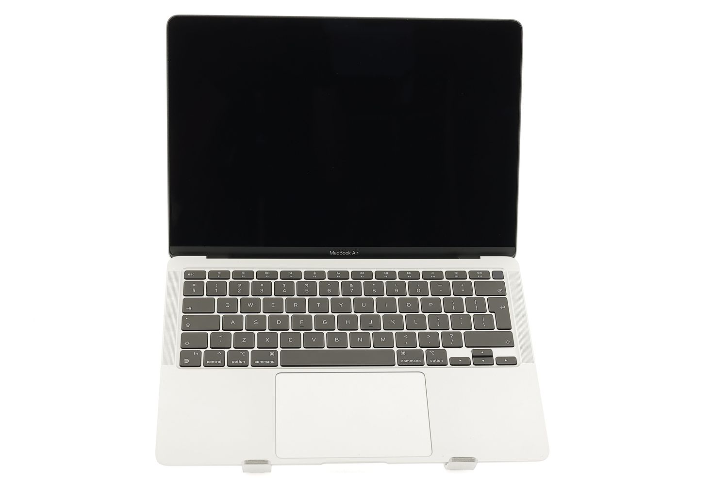 Apple MacBook Air 13″ 2020, M1 8 Cores, 8 GB, 7 core GPU 256 GB Silver - Excelent