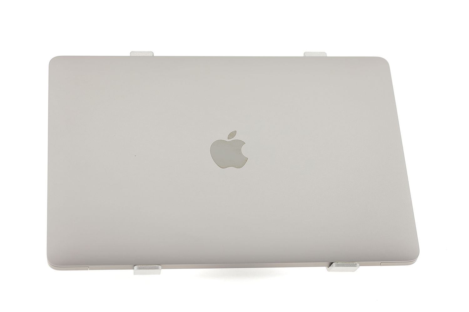 Apple MacBook Pro 13″ Touch Bar 2020, i5 1.4 GHz, 8 GB, Intel Iris Plus Graphics 645 256 GB Space Gray - Като нов