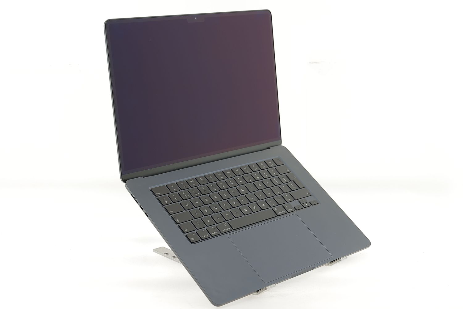 Apple MacBook Air 15″ 2023, M2 8 Cores, 8 GB, 10 core GPU 256 GB Midnight - Като нов