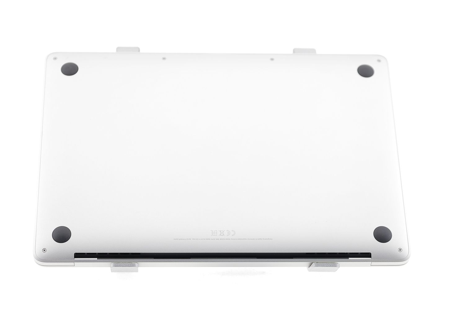 Apple MacBook Pro 13″ 2020, M1 8 Cores, 8 GB, 8 core GPU 256 GB Silver - Като нов