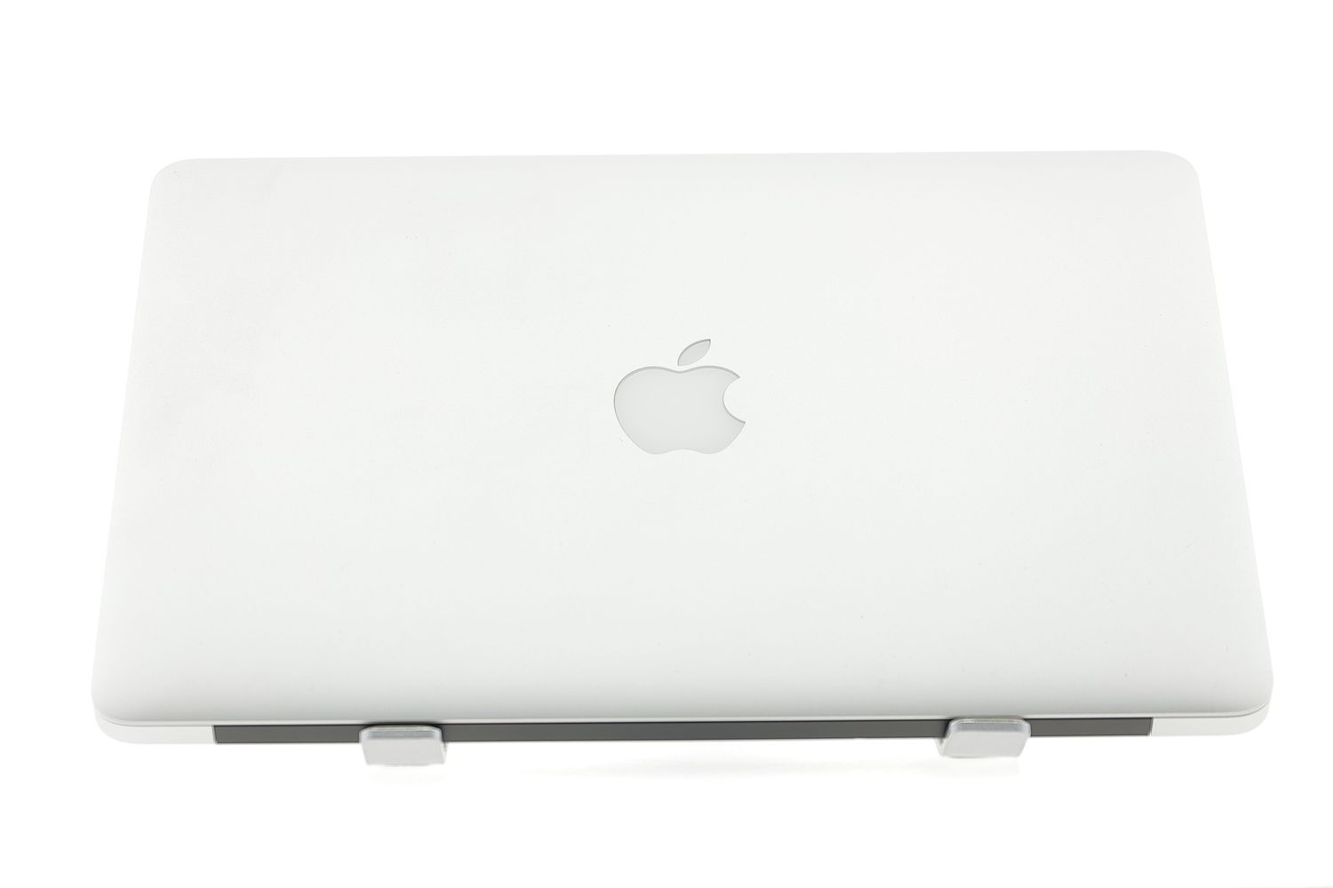 Apple MacBook Air 13″ 2017, i5 1.8 GHz, 8 GB, HD Graphics 6000