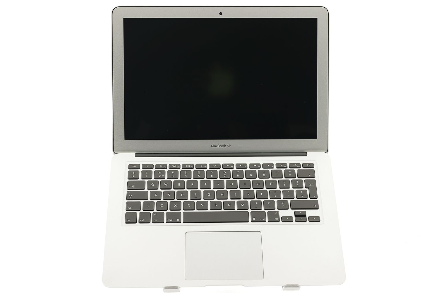 Apple MacBook Air 13″ 2017, i5 1.8 GHz, 8 GB, HD Graphics 6000 128 GB Silver - Foarte bun